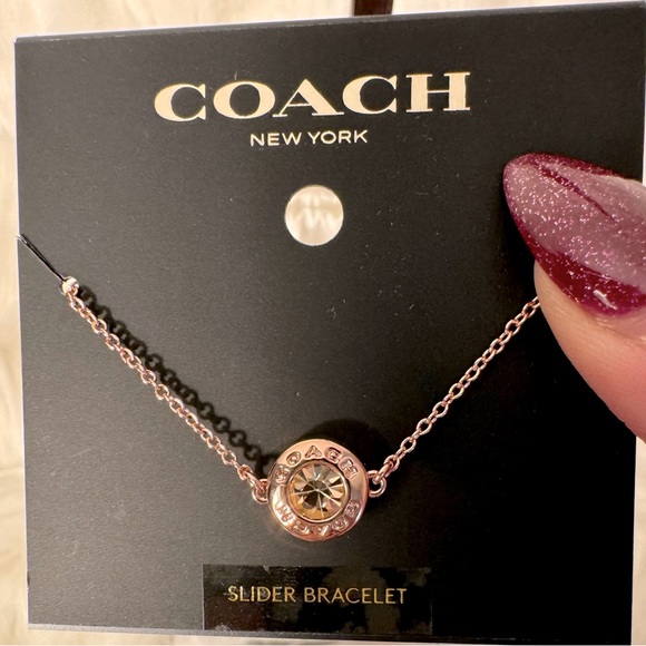 NWT 4pc Coach set ❤️
Necklace/Bracelet/earrings with dust bag - Picture 3 of 4